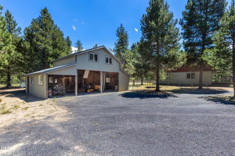 Tiny photo for 150128 Paul Drive, La Pine, OR 97739 (MLS # 220225356)