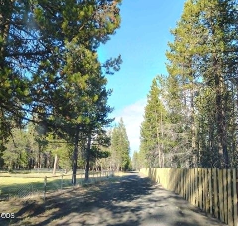 Tiny photo for 150128 Paul Drive, La Pine, OR 97739 (MLS # 220225356)