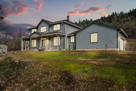Tiny photo for 12594 McNeil Creek Road, Trail, OR 97541 (MLS # 220214205)