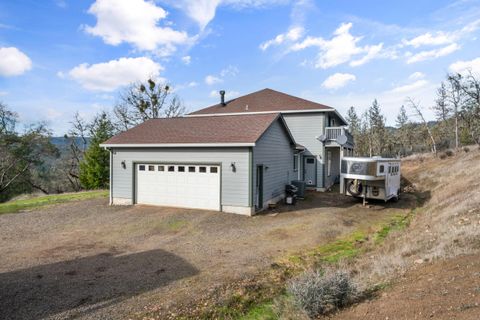 Tiny photo for 12594 McNeil Creek Road, Trail, OR 97541 (MLS # 220214205)