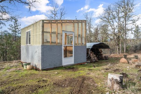 Tiny photo for 12594 McNeil Creek Road, Trail, OR 97541 (MLS # 220214205)