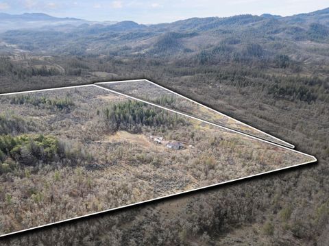 Tiny photo for 12594 McNeil Creek Road, Trail, OR 97541 (MLS # 220214205)