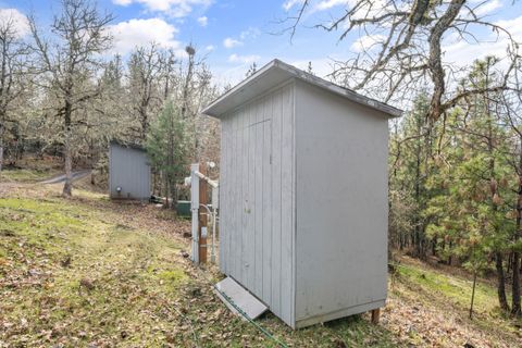 Tiny photo for 12594 McNeil Creek Road, Trail, OR 97541 (MLS # 220214205)