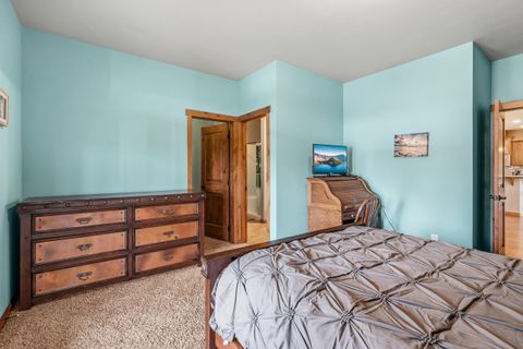 Tiny photo for 12594 McNeil Creek Road, Trail, OR 97541 (MLS # 220214205)