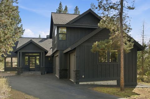 Tiny photo for 57752 Lassen Lane #9, Sunriver, OR 97707 (MLS # 220219571)
