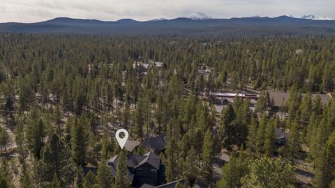 Tiny photo for 57752 Lassen Lane #9, Sunriver, OR 97707 (MLS # 220219571)