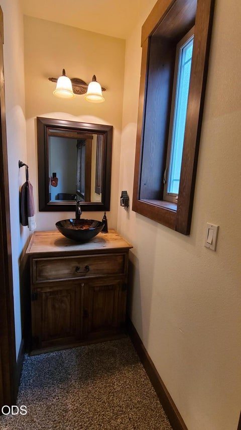 Tiny photo for 54937 Forest Lane, Bend, OR 97707 (MLS # 220224802)