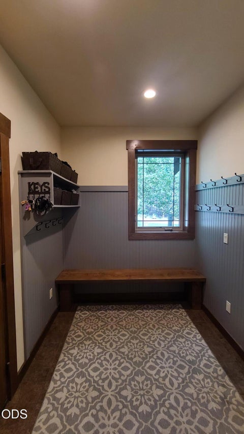 Tiny photo for 54937 Forest Lane, Bend, OR 97707 (MLS # 220224802)