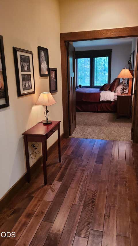 Tiny photo for 54937 Forest Lane, Bend, OR 97707 (MLS # 220224802)