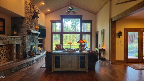 Tiny photo for 54937 Forest Lane, Bend, OR 97707 (MLS # 220224802)