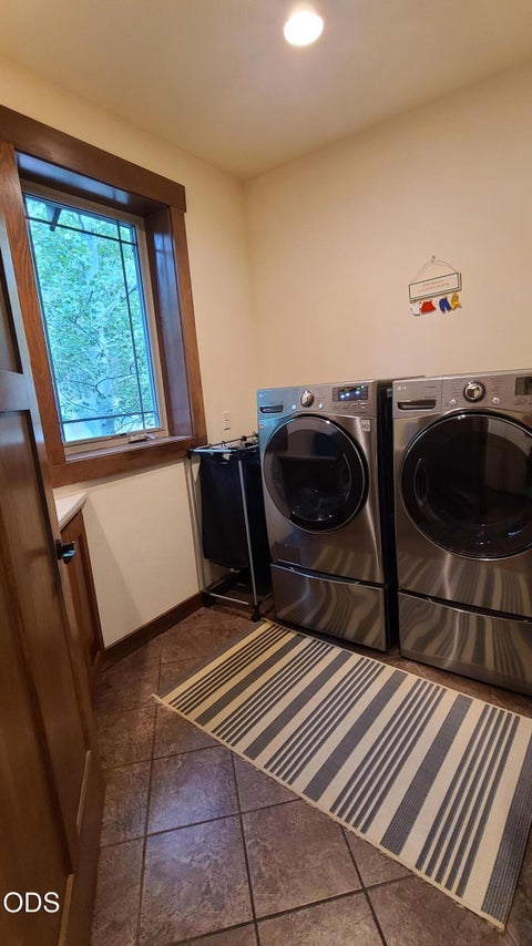 Tiny photo for 54937 Forest Lane, Bend, OR 97707 (MLS # 220224802)