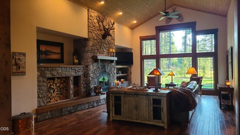 Tiny photo for 54937 Forest Lane, Bend, OR 97707 (MLS # 220224802)