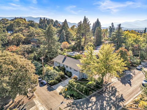 Photo of 2500 Capital Avenue, Medford, OR 97504 (MLS # 220211109)