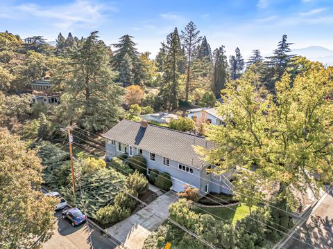 Tiny photo for 2500 Capital Avenue, Medford, OR 97504 (MLS # 220211109)