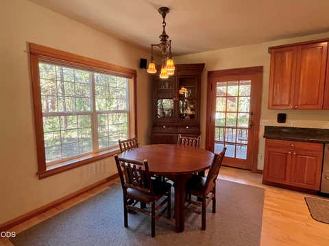 Tiny photo for 53556 Kokanee Way, La Pine, OR 97739 (MLS # 220225715)