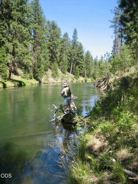 Tiny photo for 53556 Kokanee Way, La Pine, OR 97739 (MLS # 220225715)