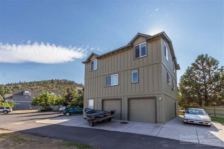 Pines At Pilot Butte - Residential Income