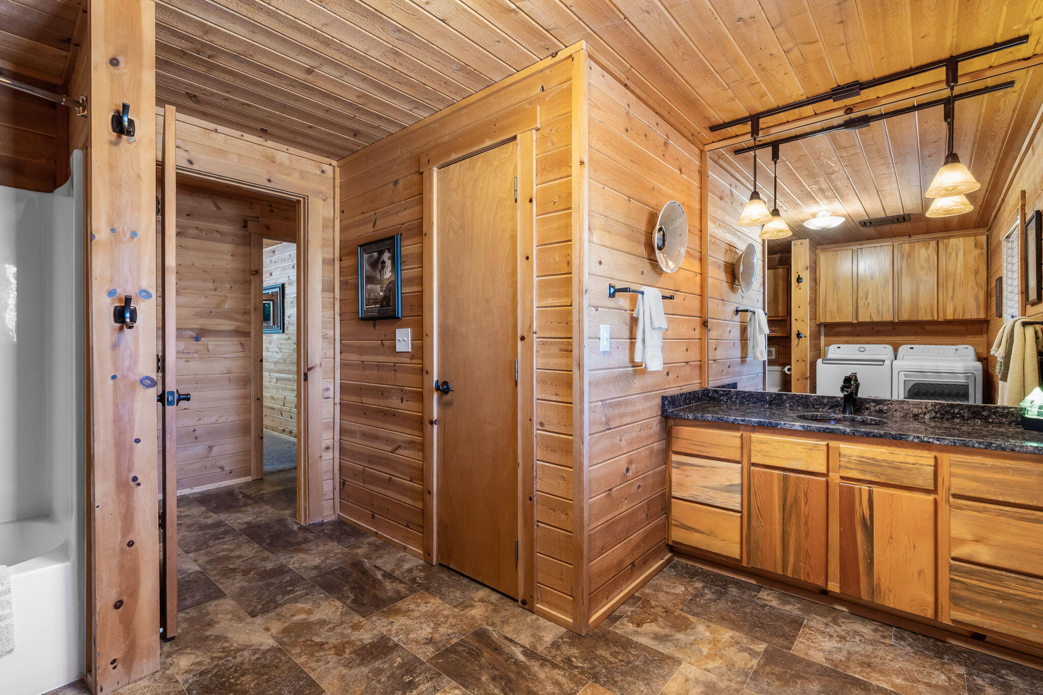 Crestridge Estate - Residential