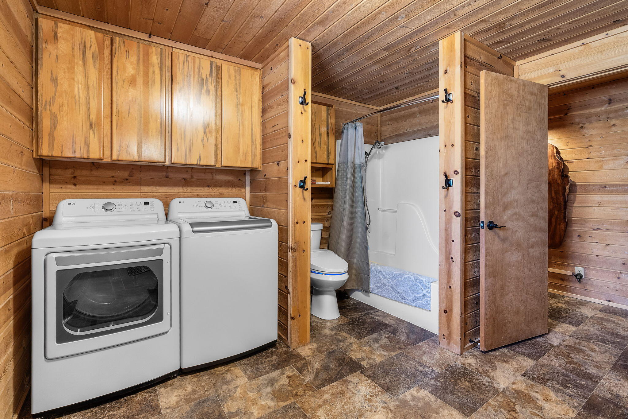 Crestridge Estate - Residential