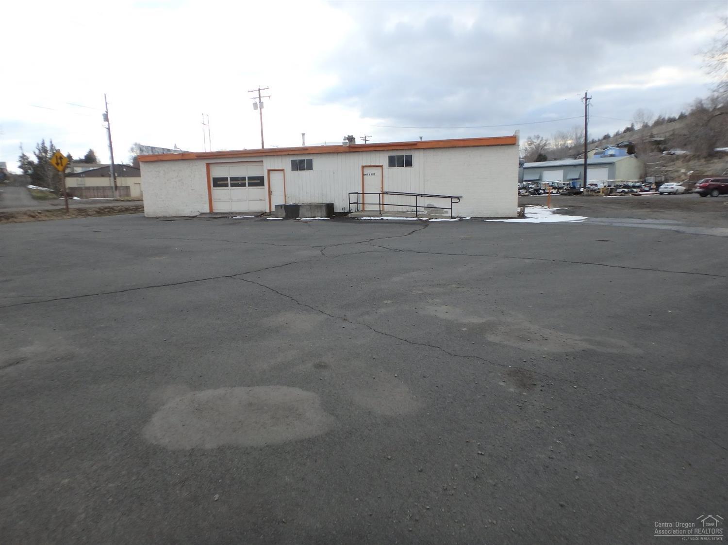 Railroad - Commercial Lease