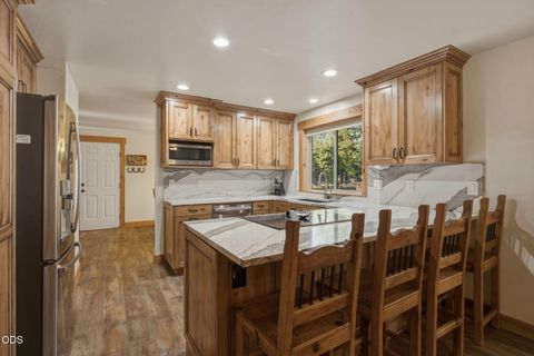 Tiny photo for 14907 Snafflebit, Sisters, OR 97759 (MLS # 220225405)