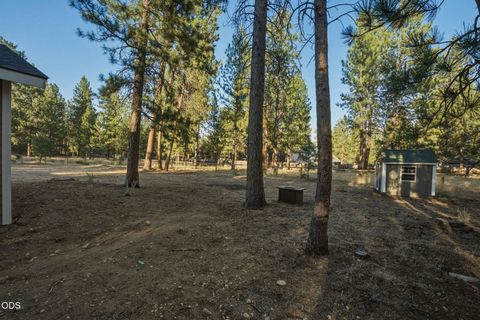 Tiny photo for 14907 Snafflebit, Sisters, OR 97759 (MLS # 220225405)
