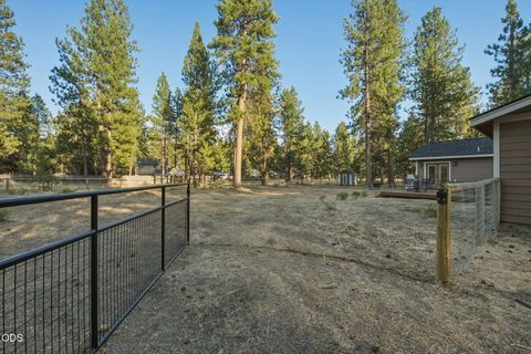 Tiny photo for 14907 Snafflebit, Sisters, OR 97759 (MLS # 220225405)