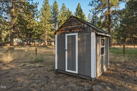 Tiny photo for 14907 Snafflebit, Sisters, OR 97759 (MLS # 220225405)