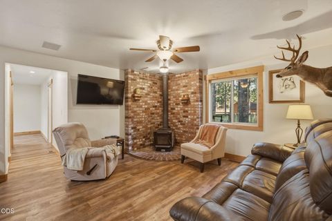 Tiny photo for 14907 Snafflebit, Sisters, OR 97759 (MLS # 220225405)