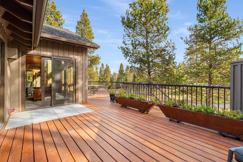 Tiny photo for 57692 Vine Maple Lane #17, Sunriver, OR 97707 (MLS # 220211986)