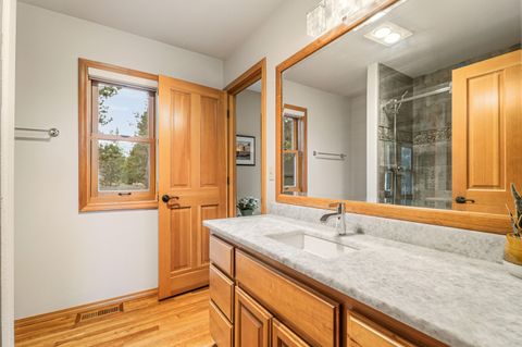 Tiny photo for 57692 Vine Maple Lane #17, Sunriver, OR 97707 (MLS # 220211986)