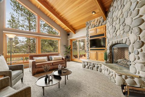 Tiny photo for 57692 Vine Maple Lane #17, Sunriver, OR 97707 (MLS # 220211986)