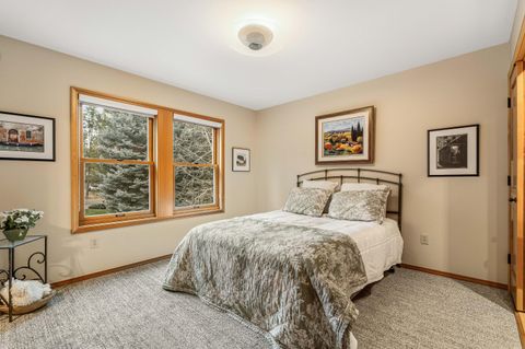 Tiny photo for 57692 Vine Maple Lane #17, Sunriver, OR 97707 (MLS # 220211986)