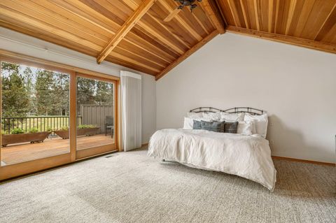 Tiny photo for 57692 Vine Maple Lane #17, Sunriver, OR 97707 (MLS # 220211986)