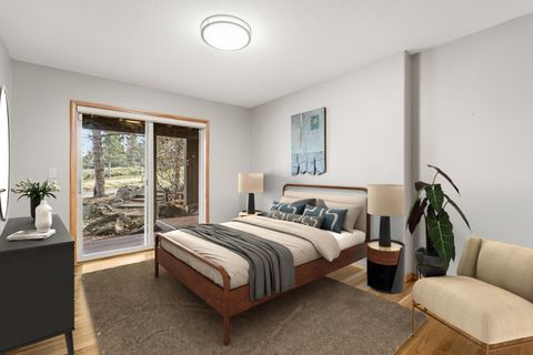 Tiny photo for 57692 Vine Maple Lane #17, Sunriver, OR 97707 (MLS # 220211986)