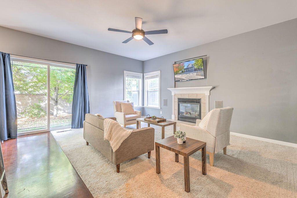 Oak Tree - Residential