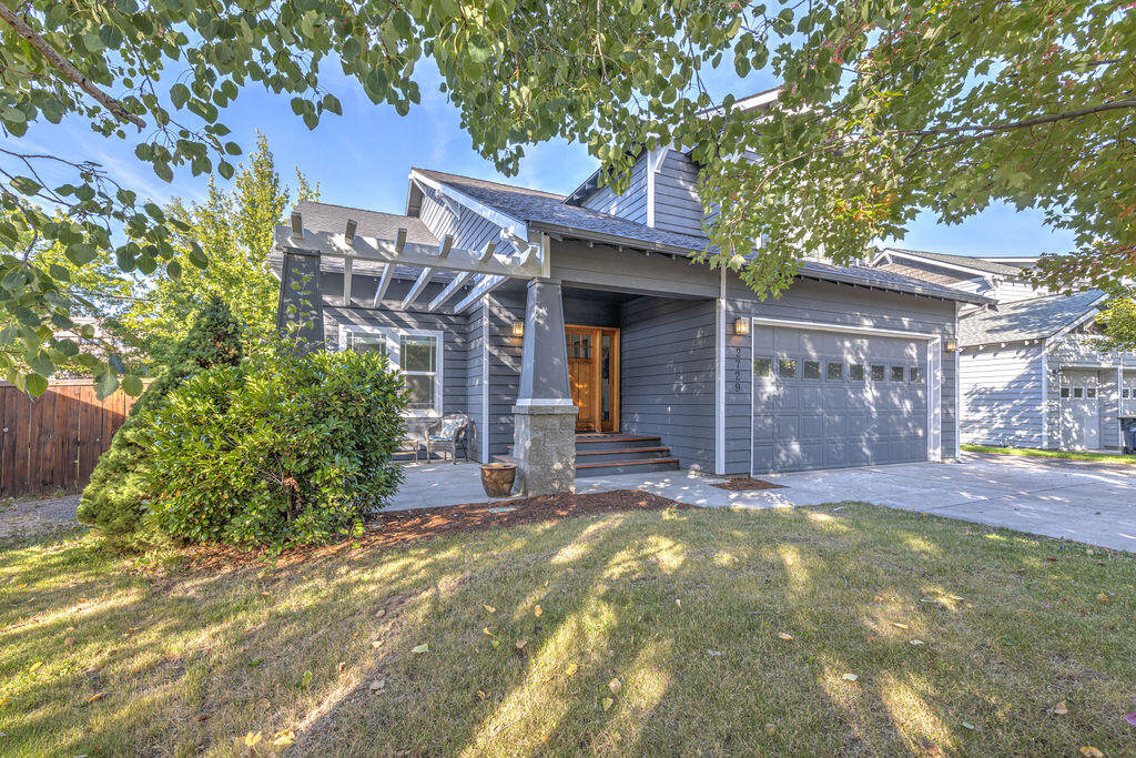 Oak Tree - Residential