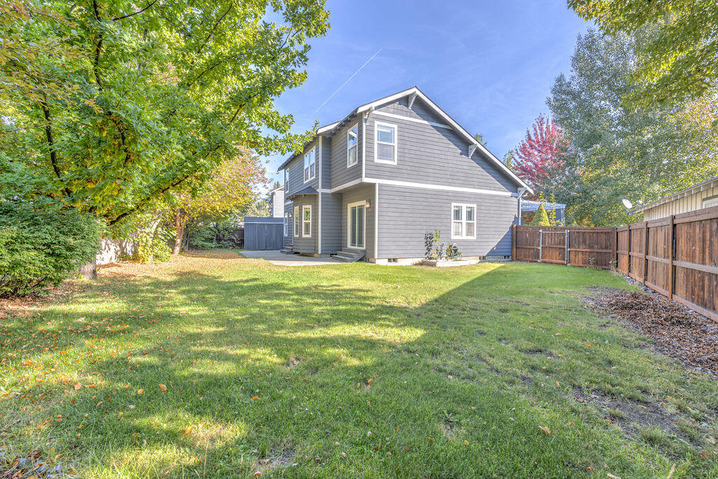 Oak Tree - Residential