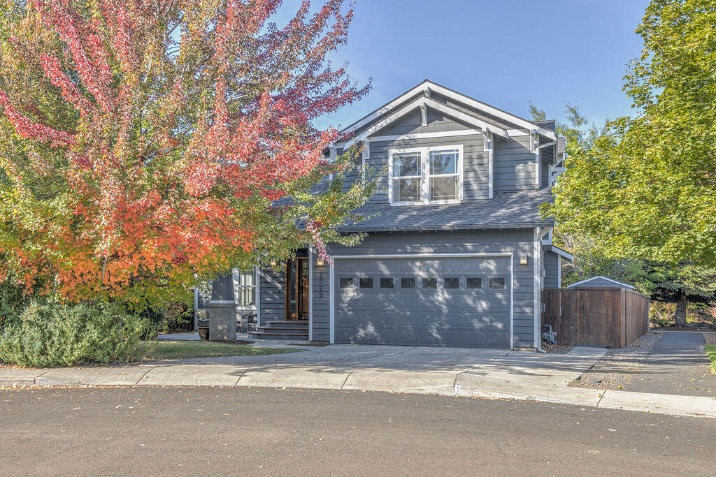 Oak Tree - Residential