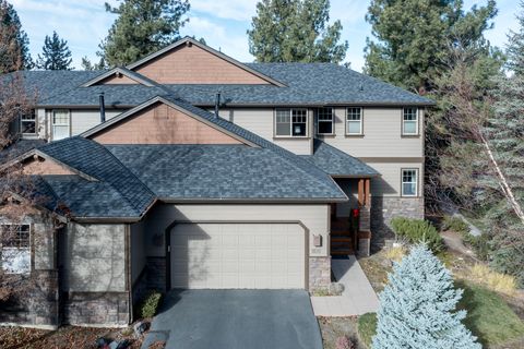 Tiny photo for 2729 NW Havre Court, Bend, OR 97703 (MLS # 220212364)