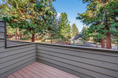 Tiny photo for 2729 NW Havre Court, Bend, OR 97703 (MLS # 220212364)