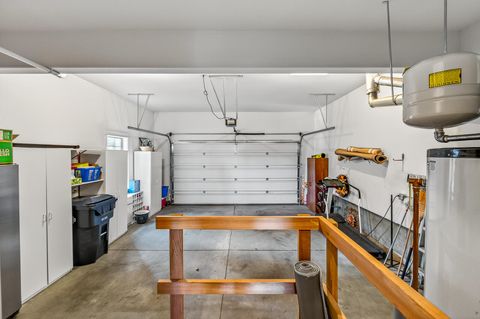 Tiny photo for 2729 NW Havre Court, Bend, OR 97703 (MLS # 220212364)