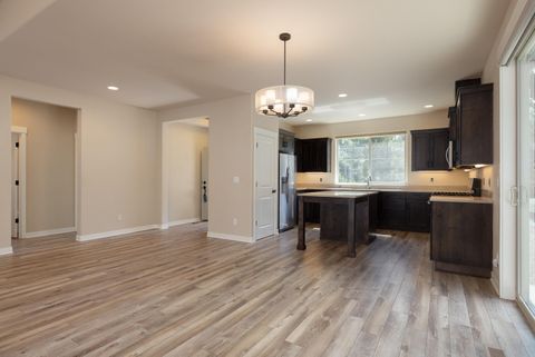 Tiny photo for 51844 Hollinshead Place, La Pine, OR 97739 (MLS # 220207423)