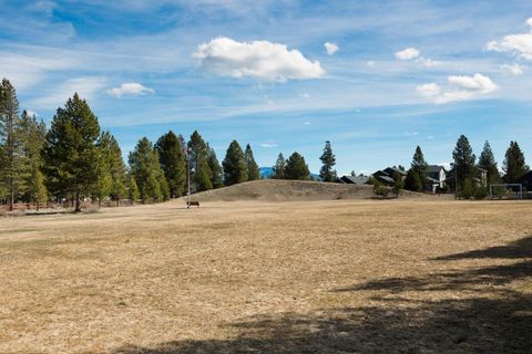 Tiny photo for 51844 Hollinshead Place, La Pine, OR 97739 (MLS # 220207423)