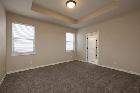 Tiny photo for 51844 Hollinshead Place, La Pine, OR 97739 (MLS # 220207423)