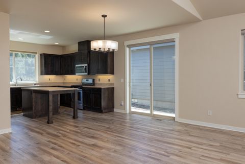 Tiny photo for 51844 Hollinshead Place, La Pine, OR 97739 (MLS # 220207423)