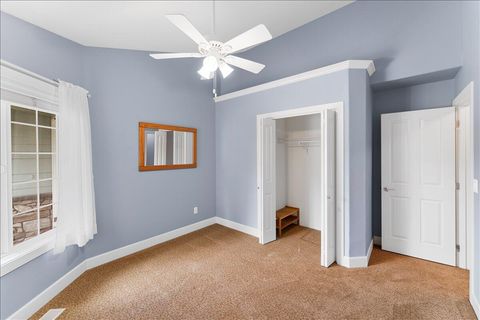 Tiny photo for 85 Morning Dove Trail, Eagle Point, OR 97524 (MLS # 220219559)