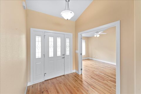 Tiny photo for 85 Morning Dove Trail, Eagle Point, OR 97524 (MLS # 220219559)