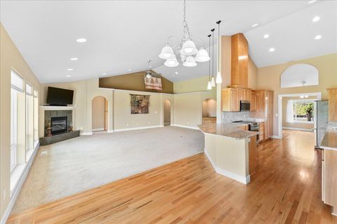 Tiny photo for 85 Morning Dove Trail, Eagle Point, OR 97524 (MLS # 220219559)