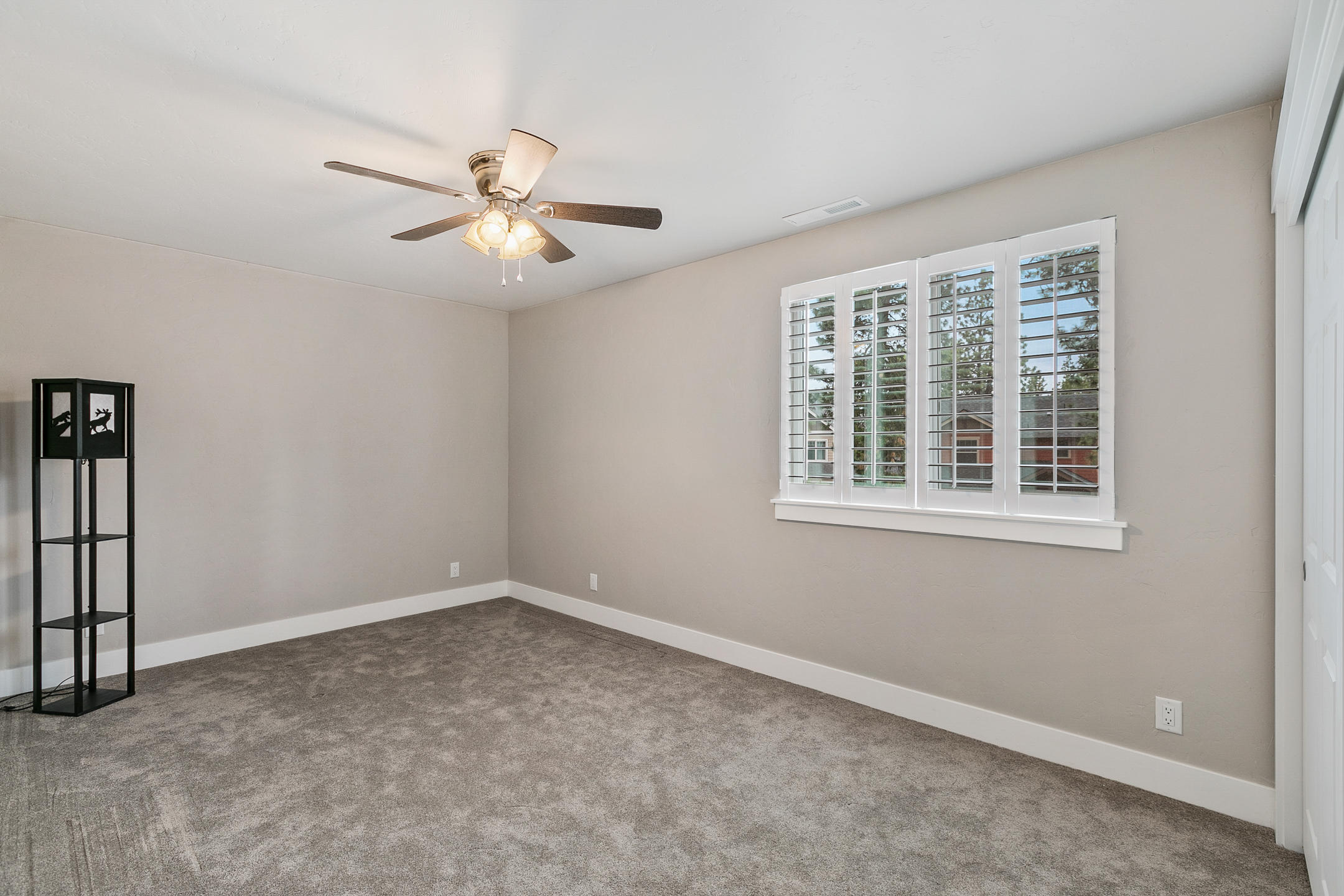 Roaring Springs - Residential